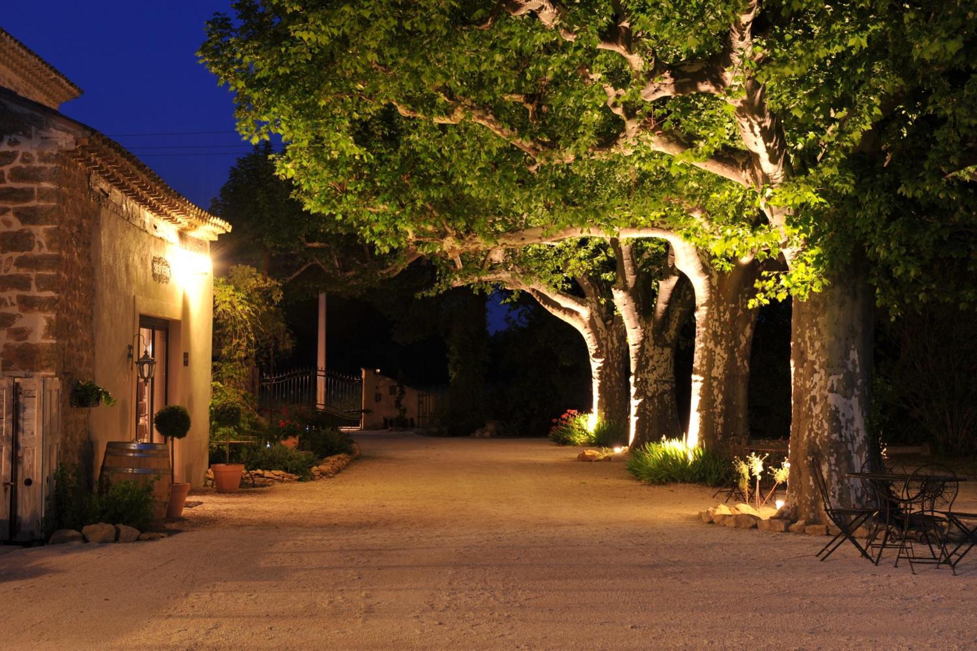 Le Mas Terre Des Anges Sarrians Exterior foto
