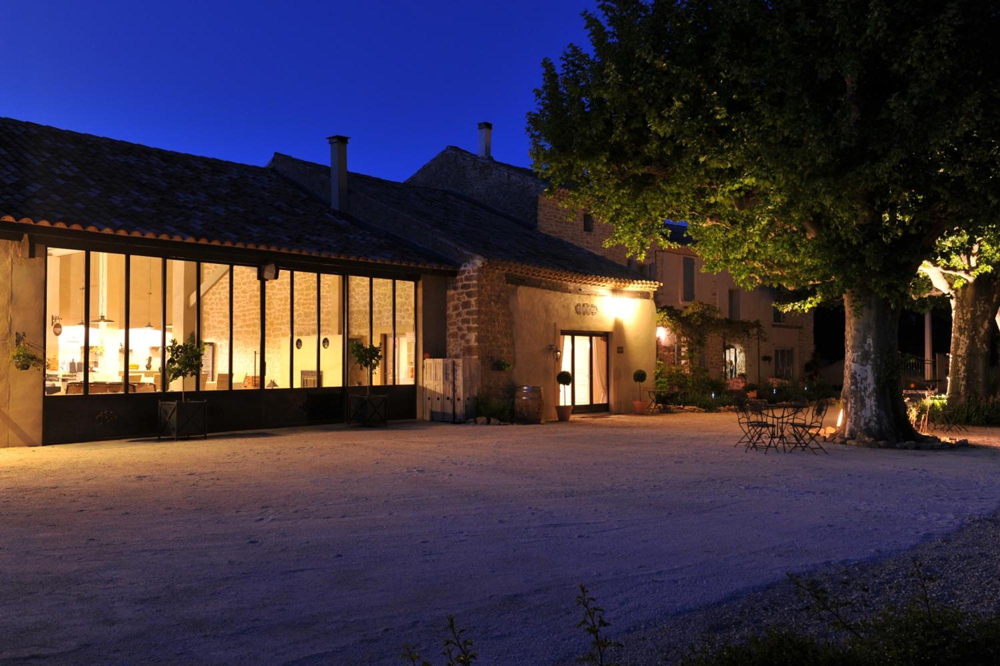Le Mas Terre Des Anges Sarrians Exterior foto